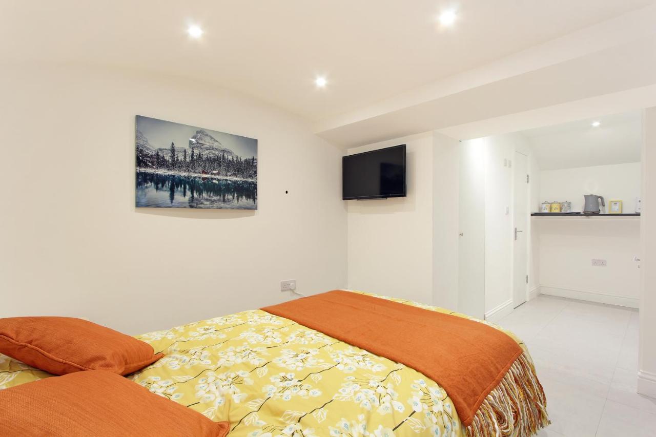 Splendid Flat In Kensington Olympia Apartment London Bagian luar foto