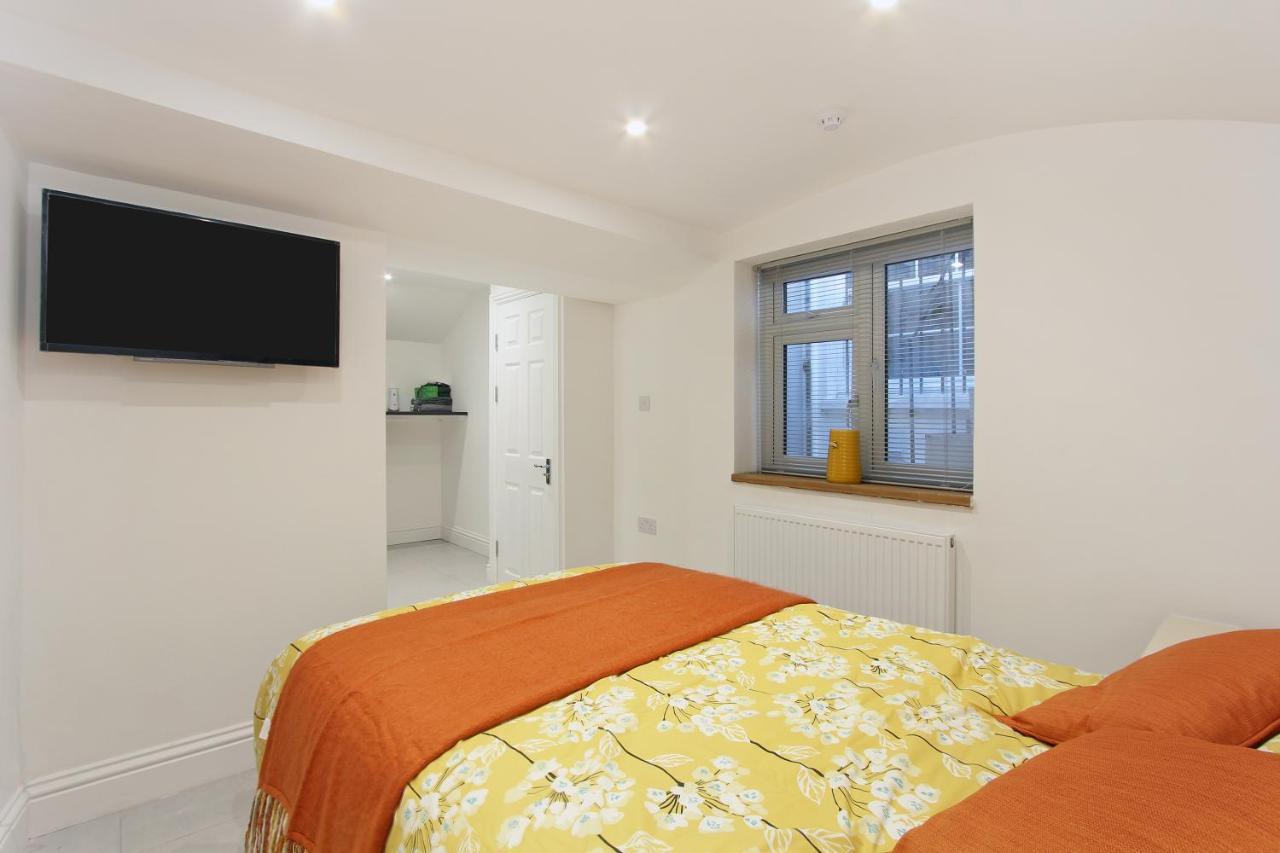 Splendid Flat In Kensington Olympia Apartment London Bagian luar foto